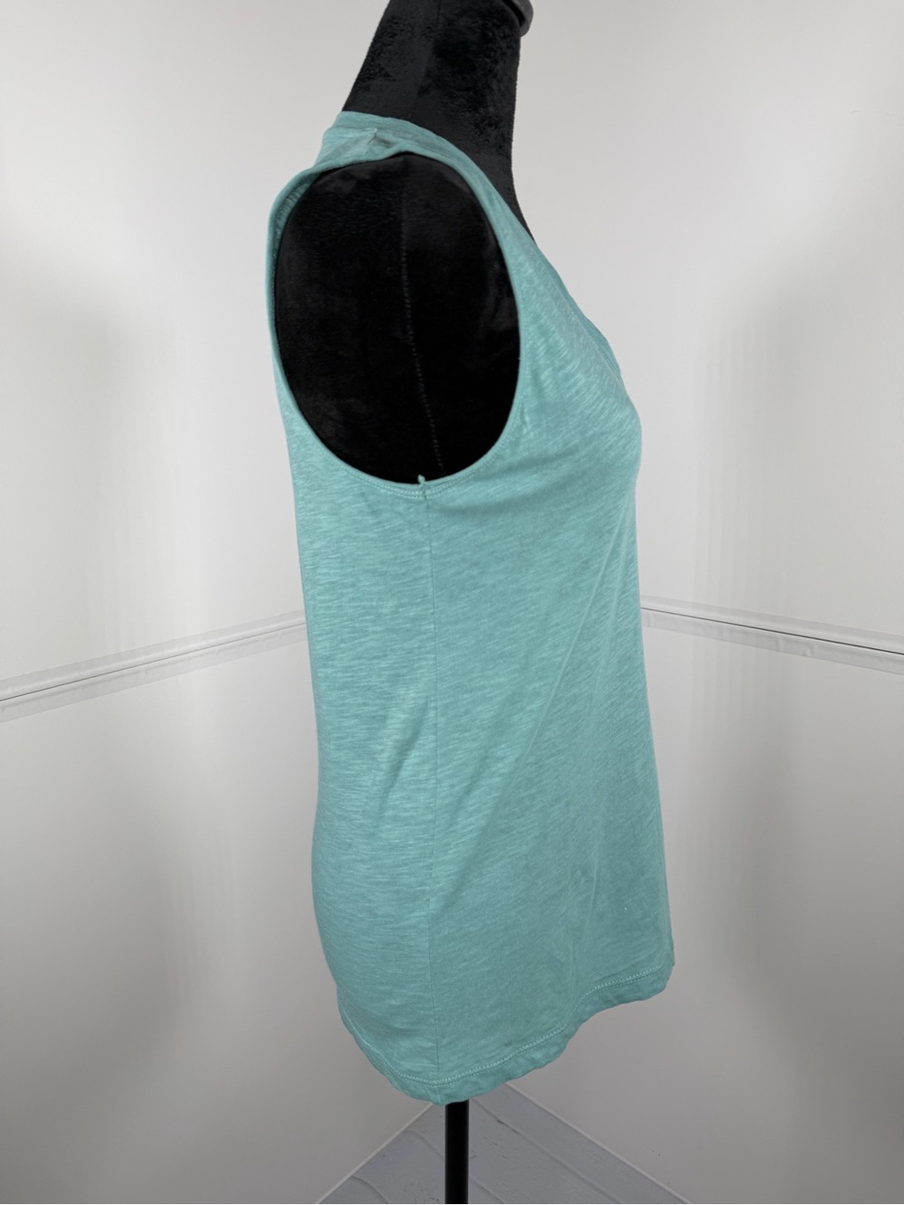 Madewell Whisper Cotton V-Neck Pocket Tank Top Seafoam Green Size XS - Picture 2 of 5